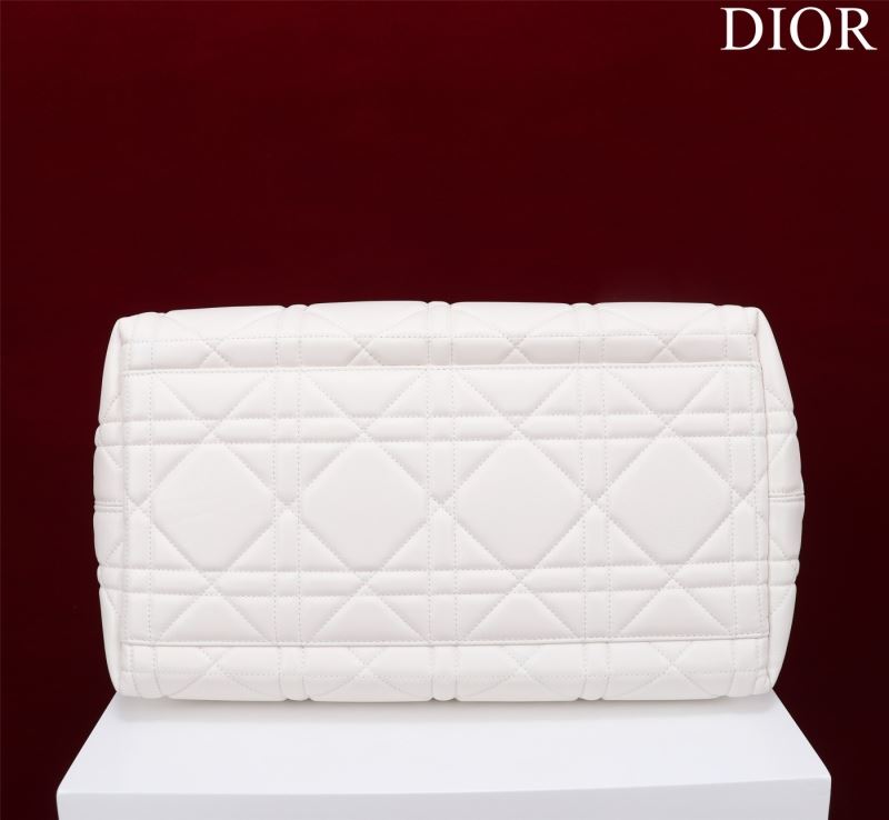 Christian Dior Shopping Bags